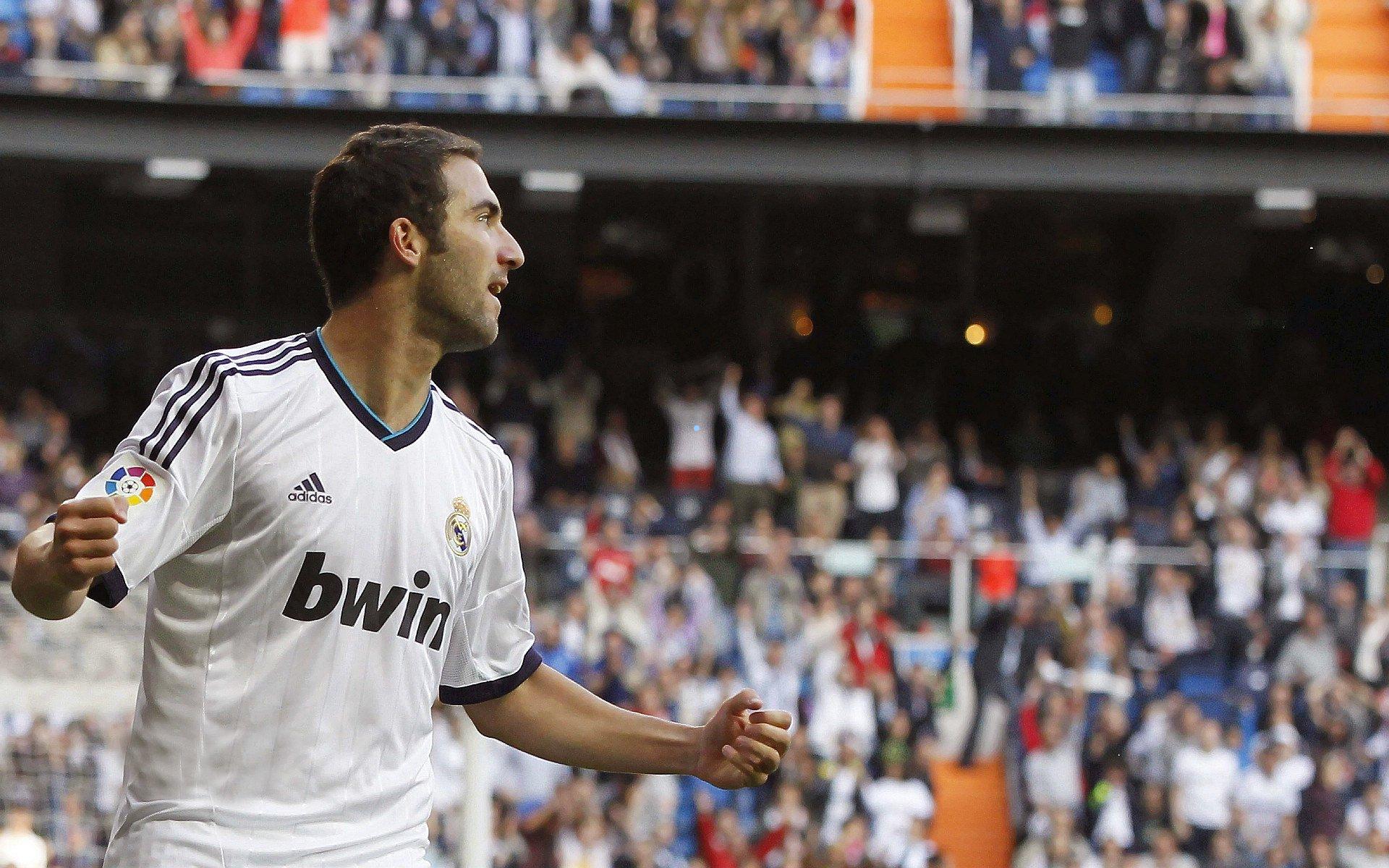 少帅罗塞尼尔首训亮剑，与球员称兄道弟重塑切尔西风格，旧部德拉普迎来生涯转机